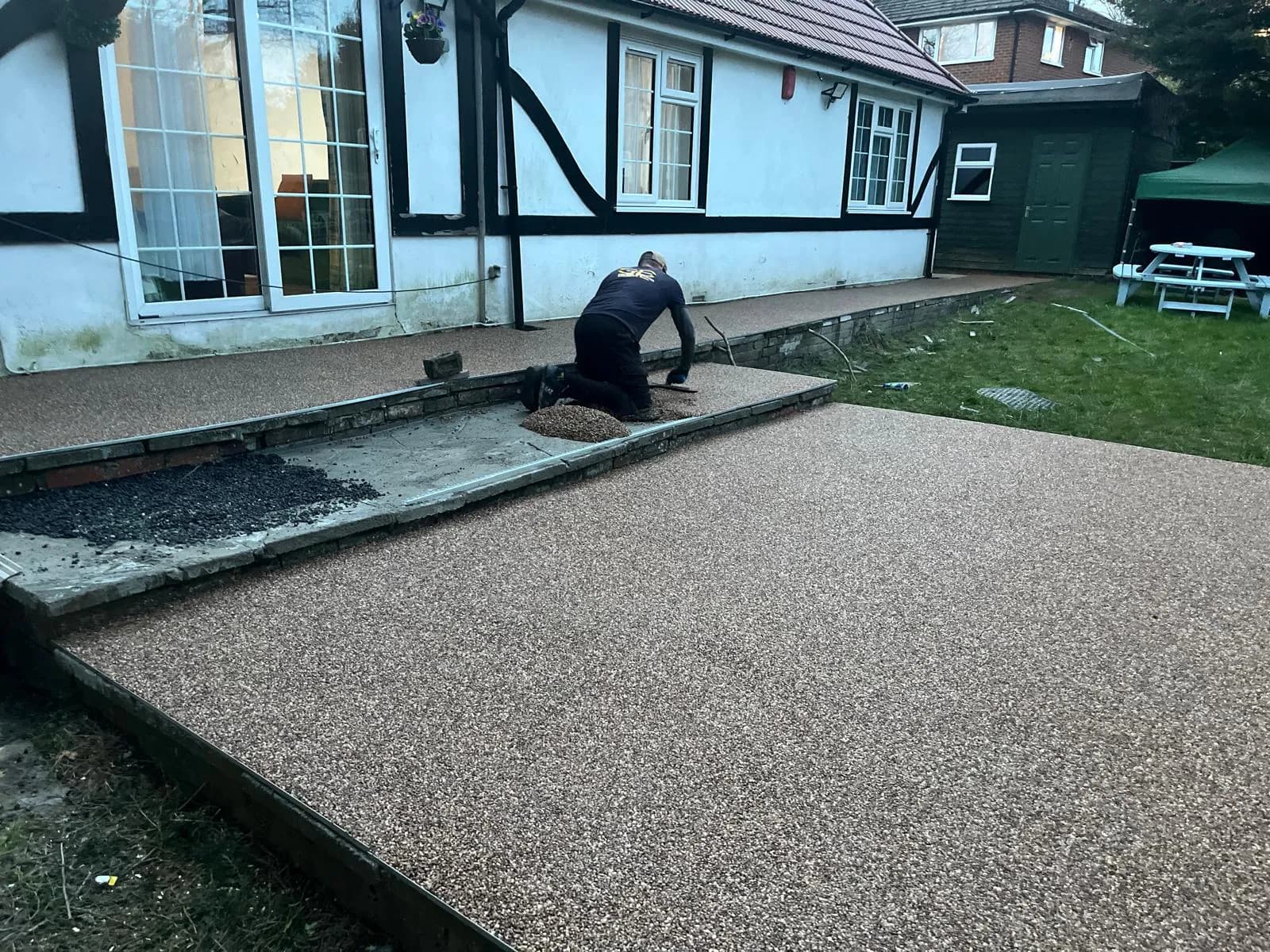 Finished resin-bound patio near Gatwick